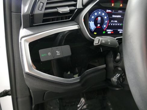 Used 2025 Audi Q3 2.0T Premium AWD/4WD image 13