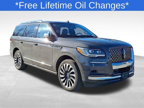 Used 2023 Lincoln Navigator Black Label image 1