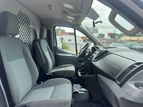 Used 2015 Ford Transit 250 148 Low Roof RWD image 25