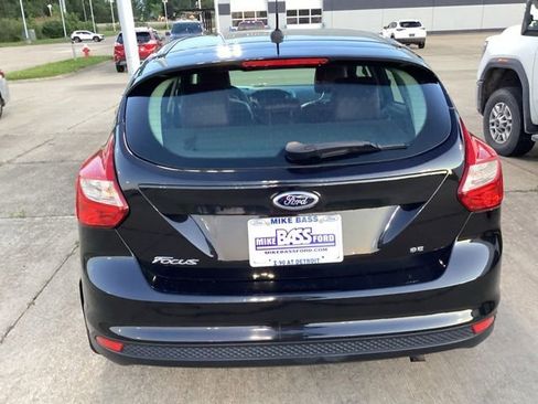 Used 2012 Ford Focus SE FWD image 12