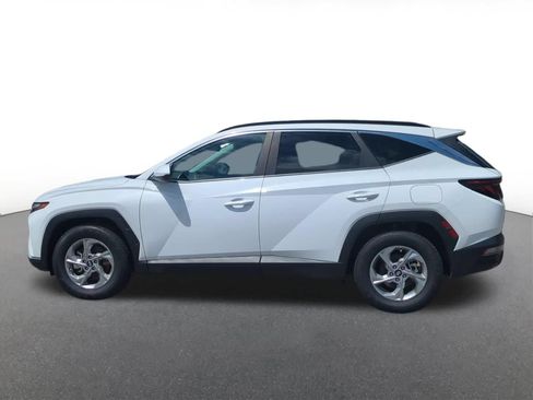 Used 2024 Hyundai Tucson SEL FWD image 3