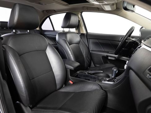 Used 2010 Suzuki Kizashi SLS AWD/4WD image 27