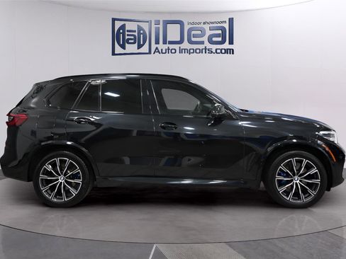 Used 2019 BMW X5 xDrive50i w/ M Sport Package AWD/4WD image 6