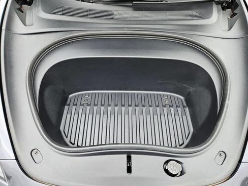 Used 2025 Tesla Model 3 Long Range RWD image 13