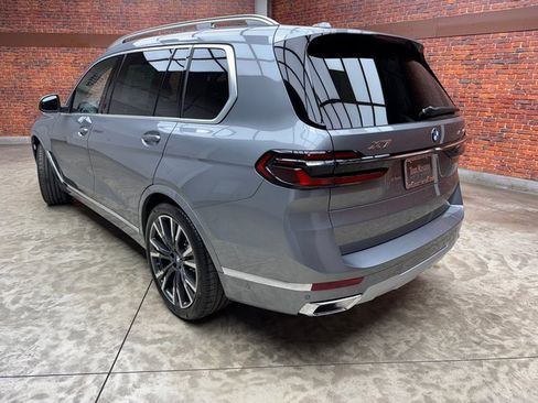 New 2026 BMW X7 xDrive40i image 3