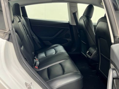 Used 2021 Tesla Model 3 Standard Range Plus RWD image 30
