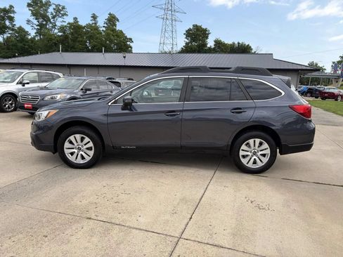 Used 2016 Subaru Outback 2.5i Premium AWD/4WD image 5