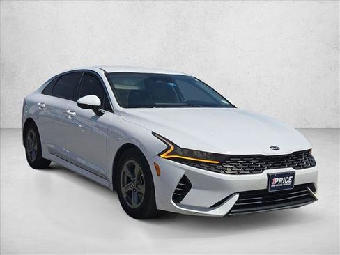 Used 2021 Kia K5 LXS FWD image 3