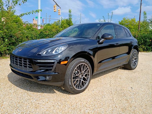 Used 2018 Porsche Macan AWD/4WD image 6