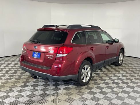 Used 2013 Subaru Outback 2.5i Limited image 16