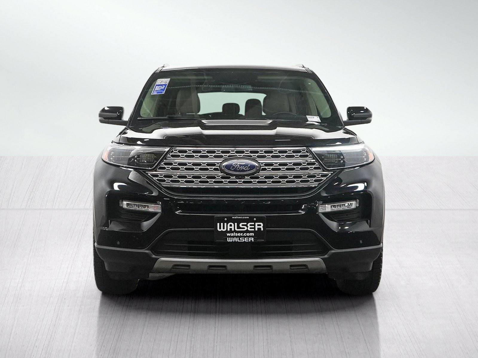 Used 2023 Ford Explorer Limited AWD/4WD image 8
