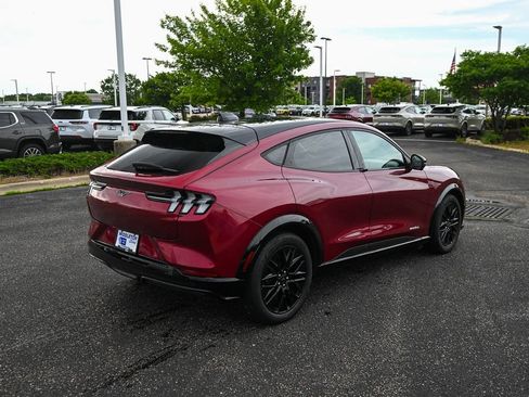Used 2025 Ford Mustang Mach-E Premium w/ Sport Appearance Package AWD/4WD image 5