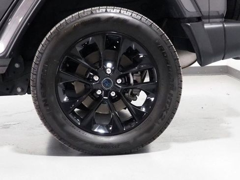 Used 2025 Jeep Wrangler 4xe Sahara w/ Safety Group AWD/4WD image 45