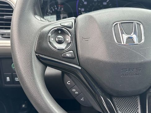Used 2017 Honda HR-V EX image 13