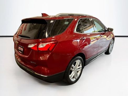 Used 2018 Chevrolet Equinox Premier FWD image 6