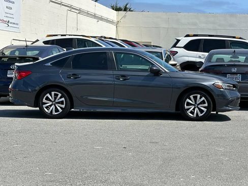 Used 2023 Honda Civic LX image 2
