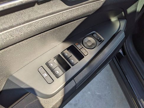 Certified 2026 Kia Sportage LX w/ LX Convenience Package image 19