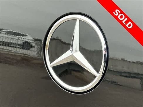 Used 2020 Mercedes-Benz GLC 300 GLC 300 image 28