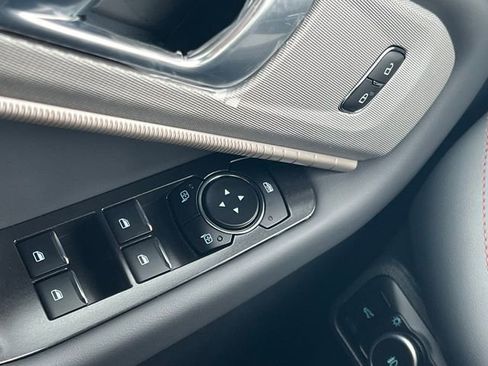 New 2026 Ford Explorer Active w/ Active Comfort Package image 28