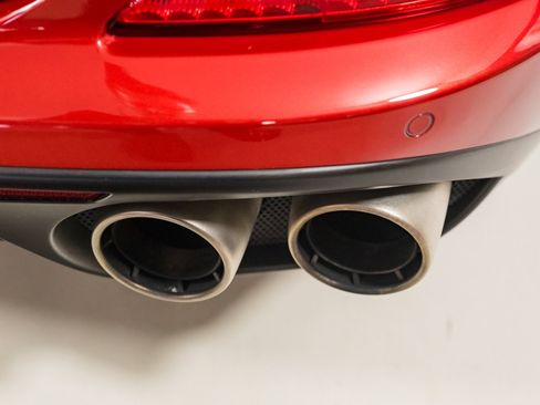 Used 2015 Ferrari California T RWD image 51
