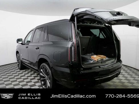 Certified 2026 Cadillac Escalade V w/ LPO, Floor Liner Package AWD/4WD image 33