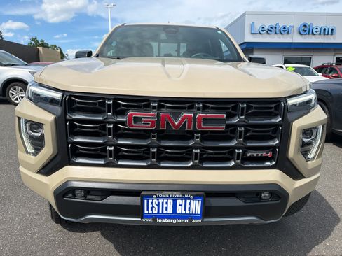 Certified 2024 GMC Canyon AT4 AWD/4WD image 5