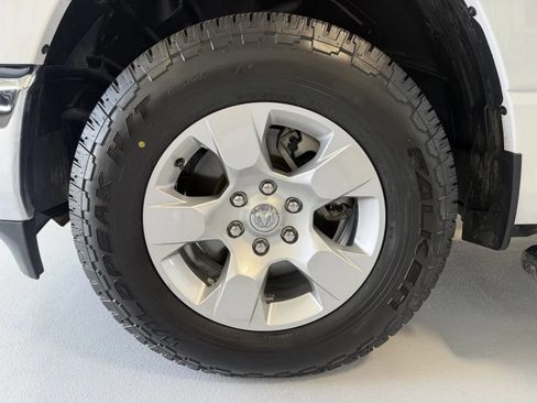 Used 2024 RAM 1500 Big Horn AWD/4WD image 46
