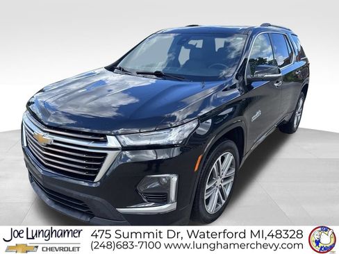 Used 2023 Chevrolet Traverse High Country w/ LPO, Floor Liner Package AWD/4WD image 7