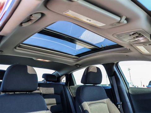 Used 2024 Chevrolet Malibu LT image 15