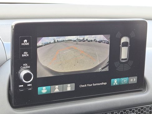 Used 2024 Honda HR-V EX-L image 10