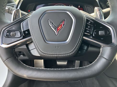 Used 2025 Chevrolet Corvette Stingray Preferred Cpe RWD image 24