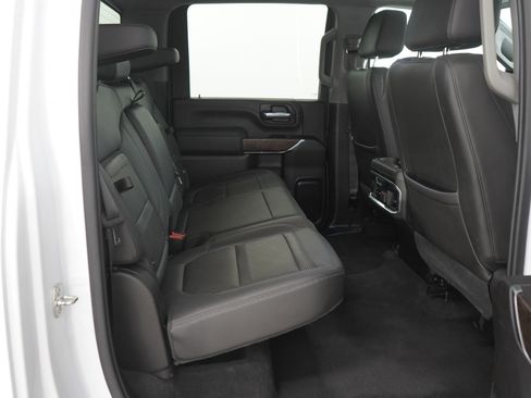 Used 2023 GMC Sierra 2500 Denali w/ Denali Ultimate Package image 15