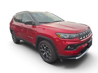 Used 2025 Jeep Compass Limited AWD/4WD video 1