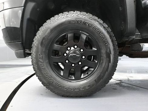 Used 2013 Chevrolet Silverado 2500 LT w/ Z71 Appearance Package image 15