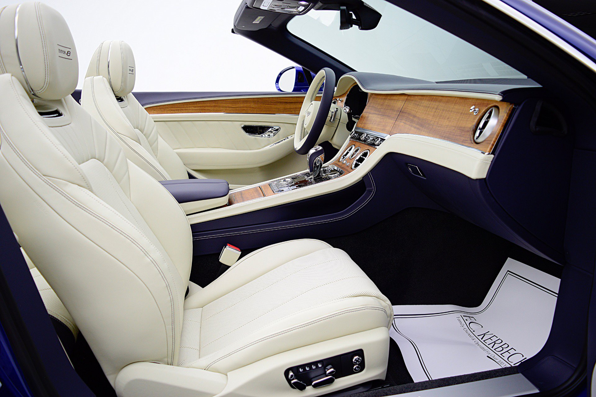 Used 2024 Bentley Continental GT AWD/4WD image 39