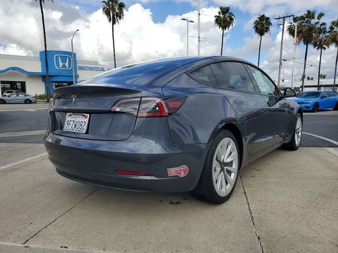 Used 2023 Tesla Model 3 Standard Range image 5