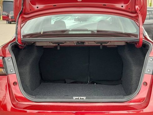 Certified 2025 Nissan Versa SR w/ Trunk Package FWD image 15