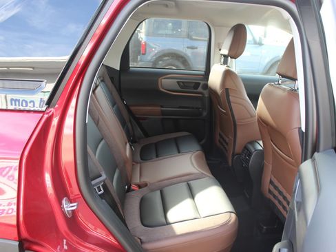 New 2026 Ford Bronco Sport Outer Banks w/ Outer Banks Tech Package+ AWD/4WD image 15