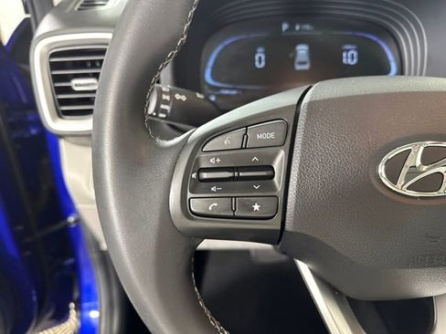 Certified 2024 Hyundai Venue SEL image 15