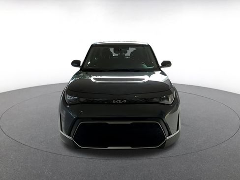 Used 2025 Kia Soul LX w/ LX Technology Package image 4