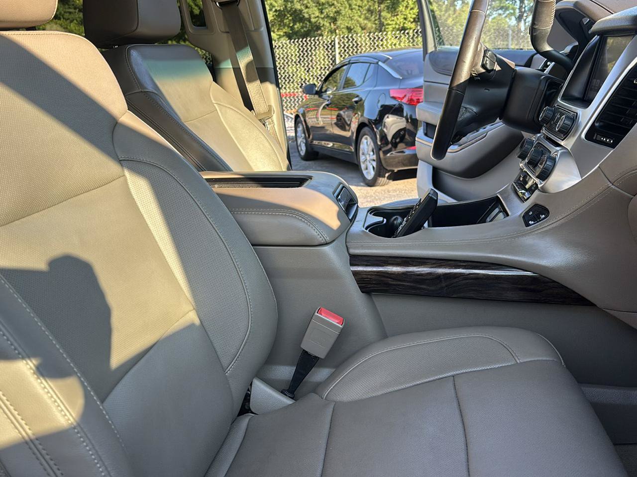 Used 2016 GMC Yukon SLT AWD/4WD image 15