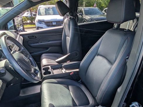 Certified 2023 Honda Odyssey Sport image 10