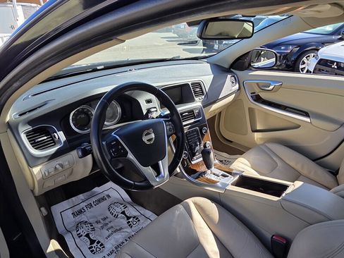 Used 2012 Volvo S60 T5 image 8