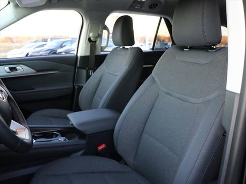 New 2026 Ford Explorer Active AWD/4WD image 21