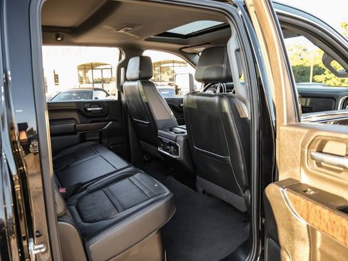 Used 2022 GMC Sierra 3500 Denali w/ Denali Black Diamond Edition image 45