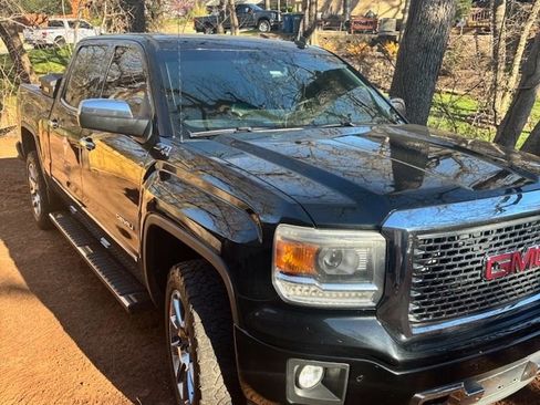 Used 2014 GMC Sierra 1500 Denali w/ Driver Alert Package image 2