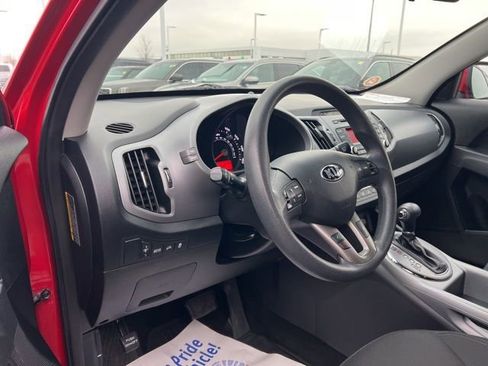 Used 2015 Kia Sportage LX image 9