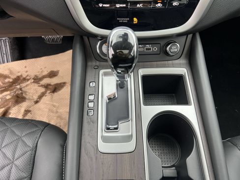Used 2024 Nissan Murano Platinum w/ Cargo Package AWD/4WD image 17
