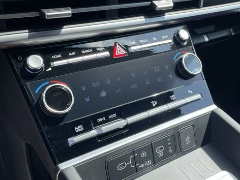 New 2025 Hyundai Santa Fe Limited image 16