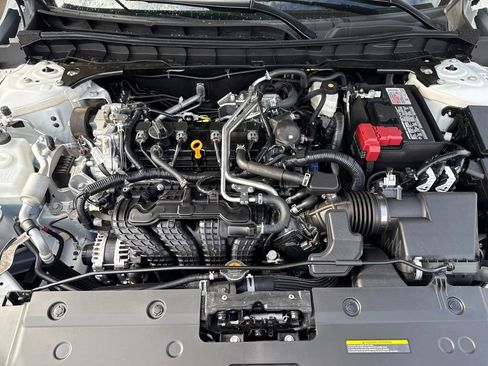 New 2025 Nissan Altima 2.5 SR w/ SR Premium Package image 21